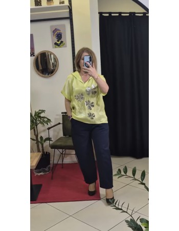 İTALYAN YAZILI ÇİÇEK DESEN YALDIZLI KAPÜŞONLU BLUZ